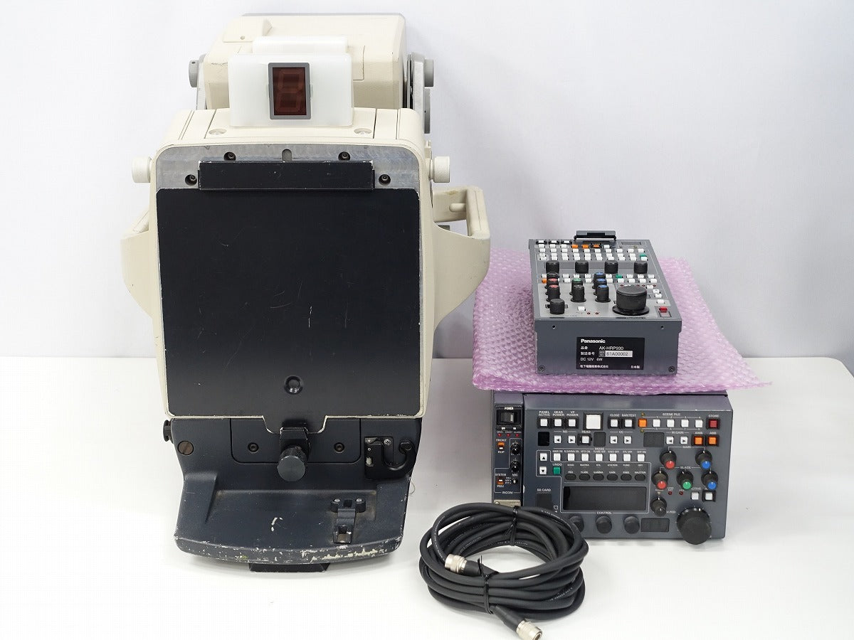 Panasonic AK-HC980 System Camera with AK-HCU935 CCU and AK-HRP930 Remote [x1210145982]
