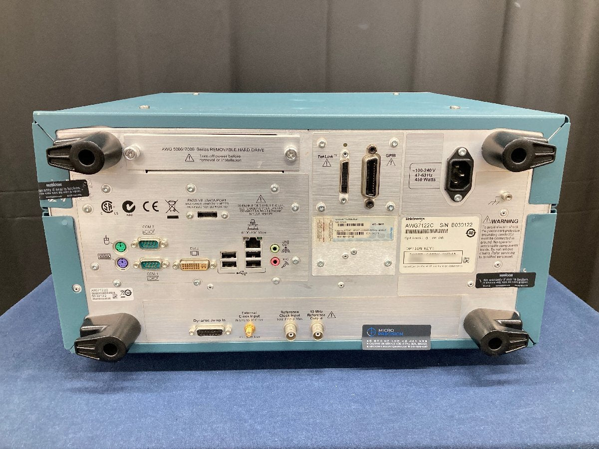 Tektronix AWG7122C Arbitrary Waveform Generator [t1211290733]
