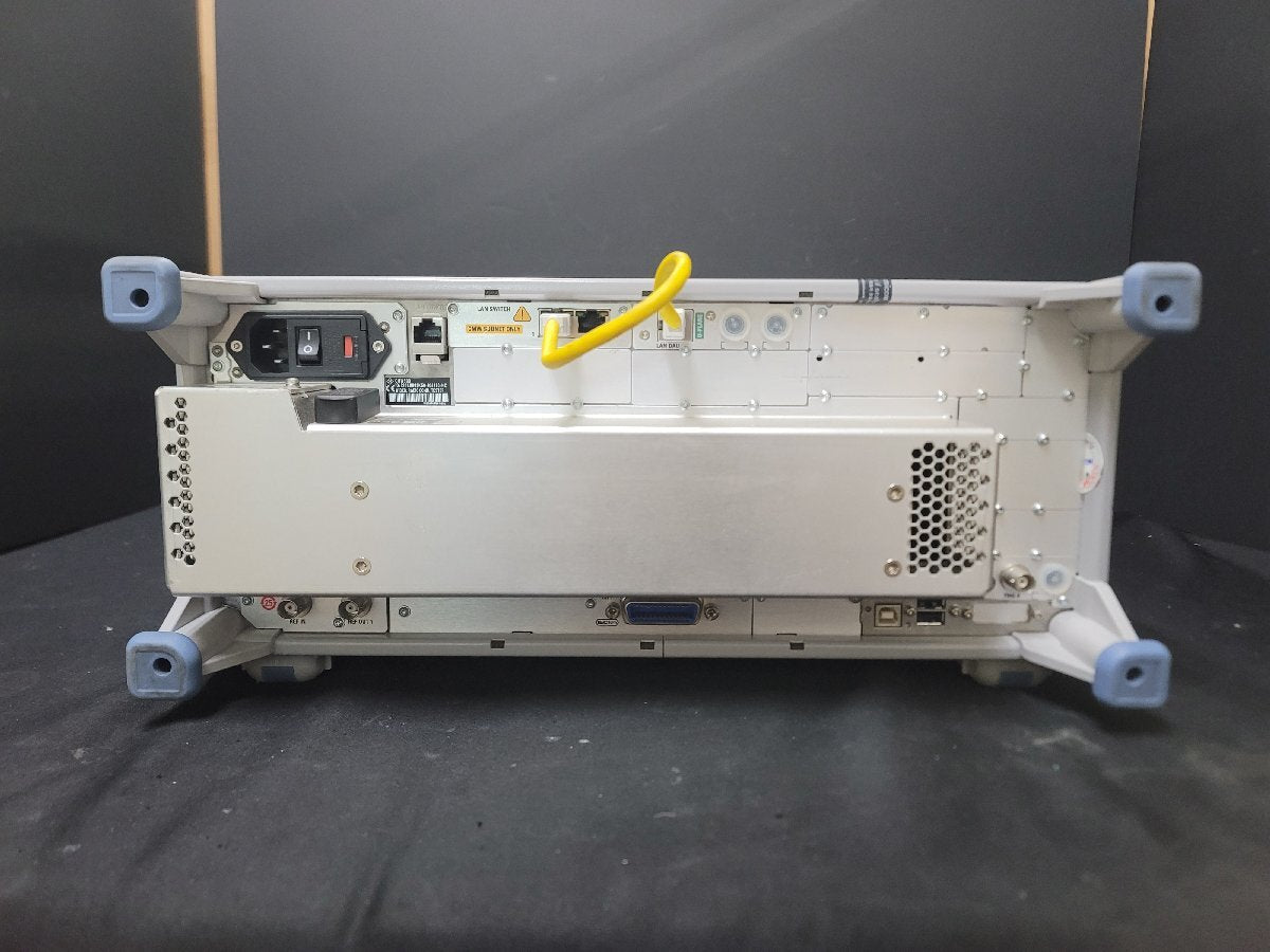 NBC R&S CMW500 Wideband Radio Communication Tester [u1211765690]