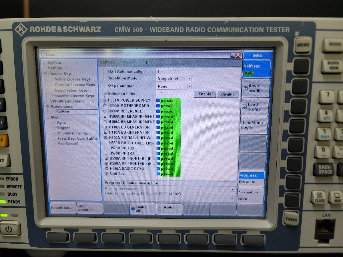 NBC R&S CMW500 Wideband Radio Communication Tester [1211785305]