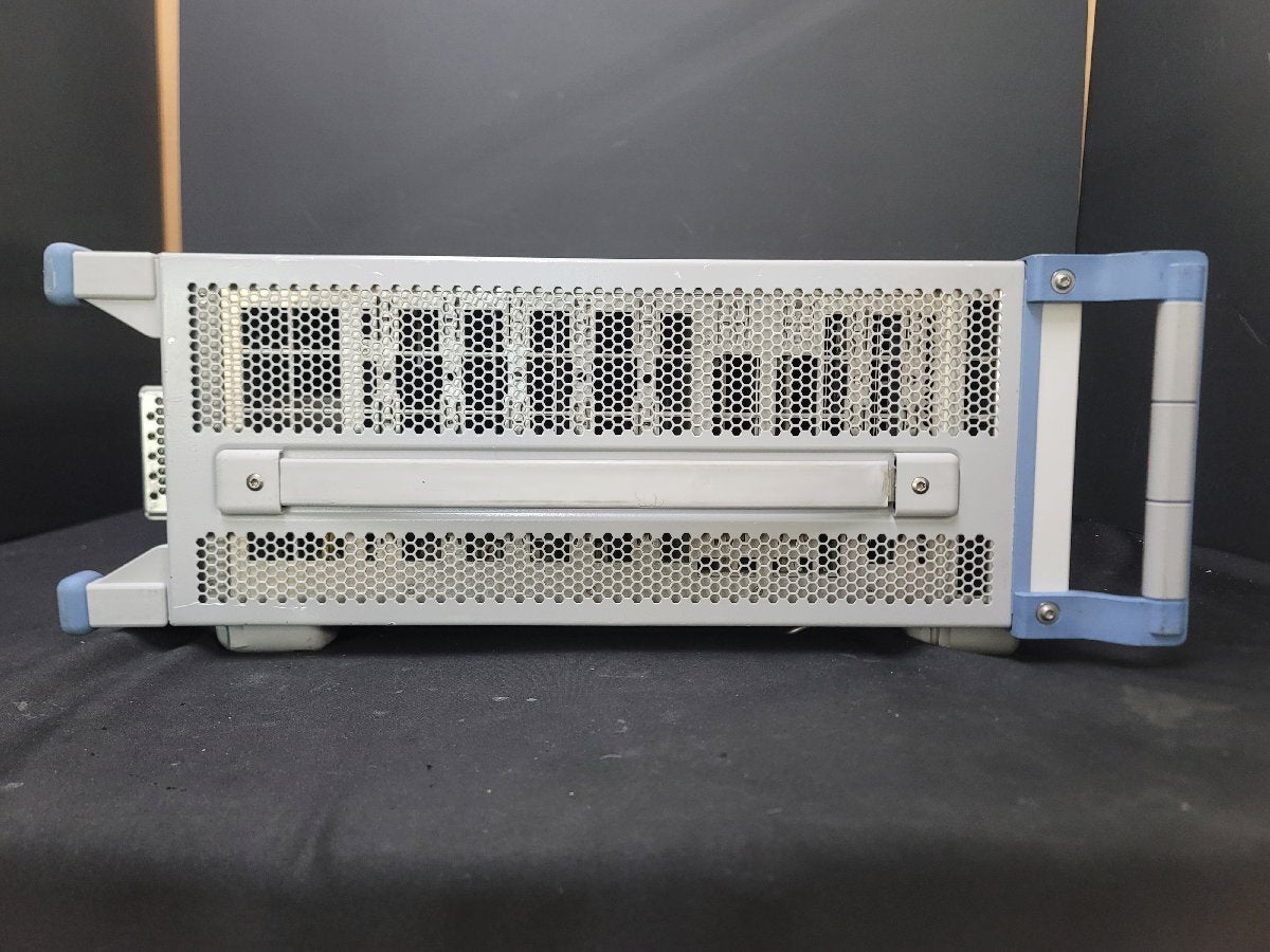 NBC R&S CMW500 Wideband Radio Communication Tester [1211785305]