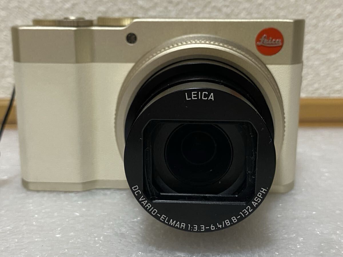 ◎Practical item◎ LEICA C-LUX typ No.1546 compact digital camera light gold! [v1212070754]