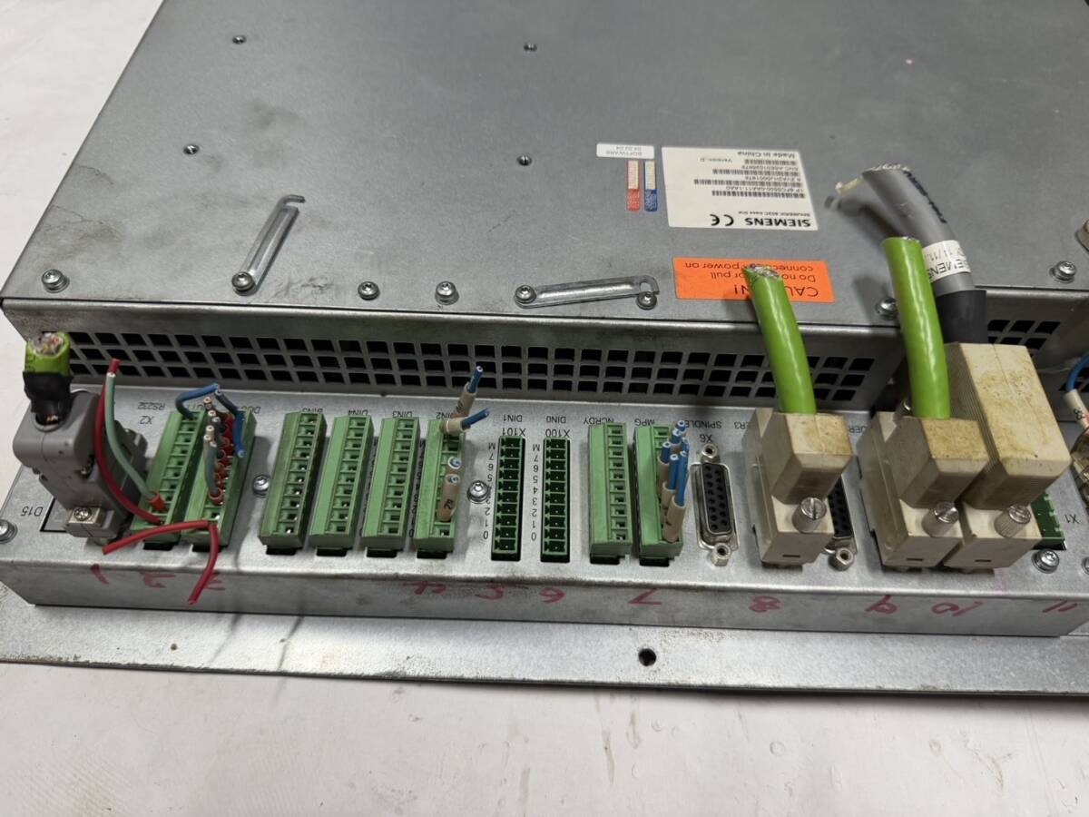 SIEMENS 6FC5500-0AA11-1AA0 Sinumerik 802C Operator [p1212527398]