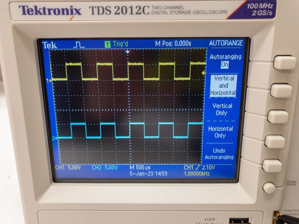 Tektronix TDS2012C Oscilloscope DC-100MHz 2ch [l1212714542]