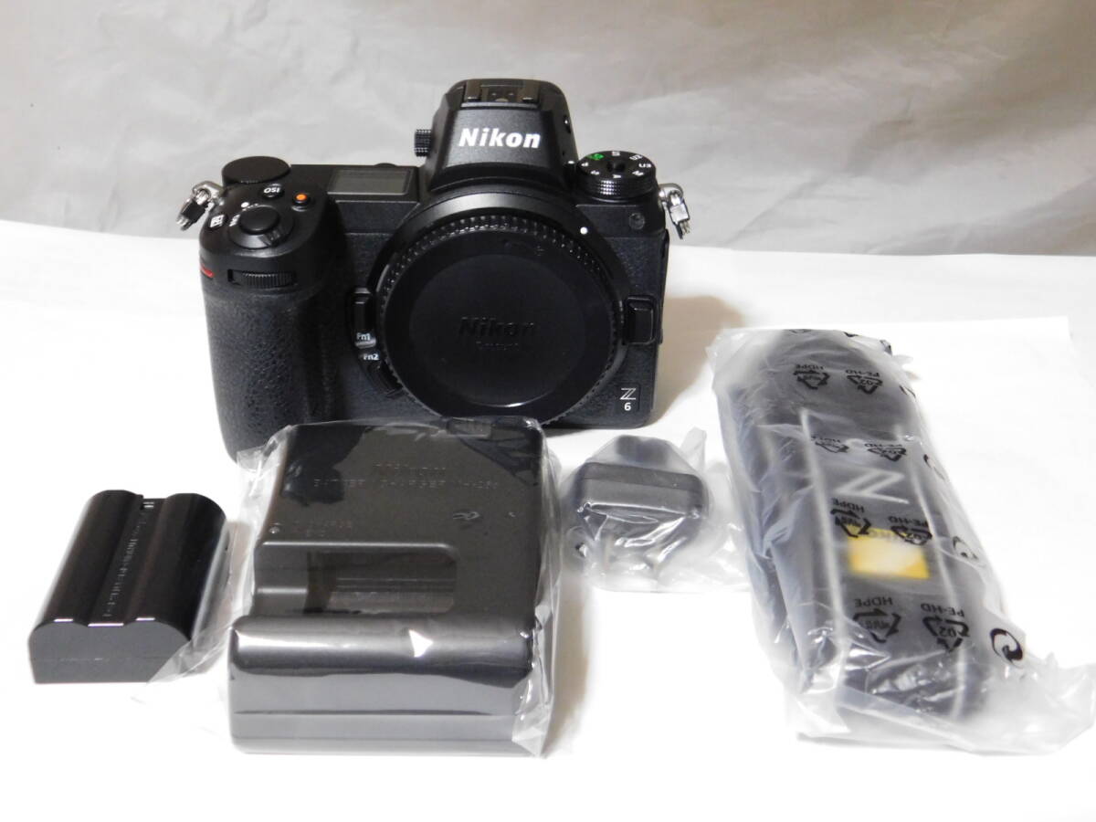 Nikon Z6 Mirrorless Digital Camera [v1212908213]