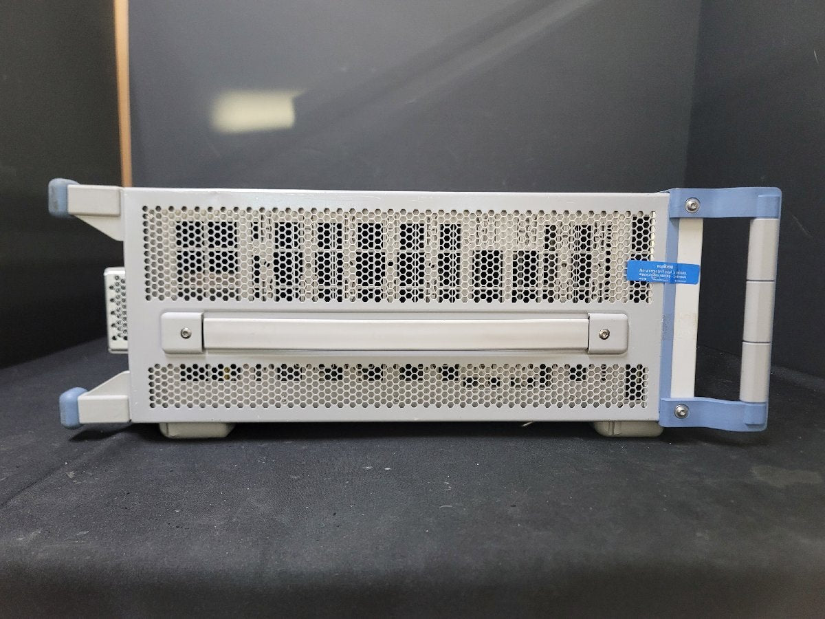 NBC R&S CMW500 Wideband Radio Communication Tester [c1213336673]