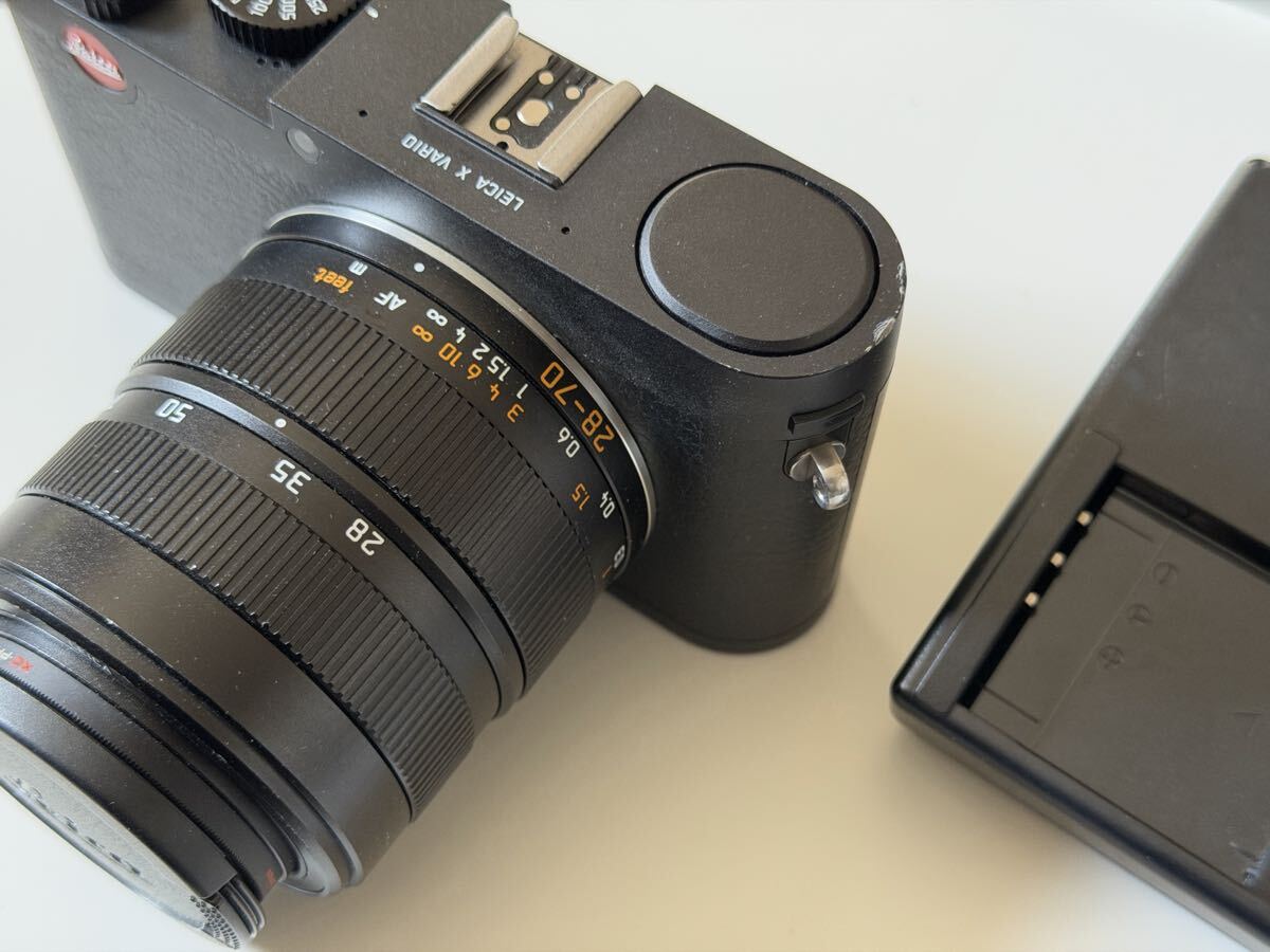 Leica X Vario Black Compact Digital Camera [x1213483619]