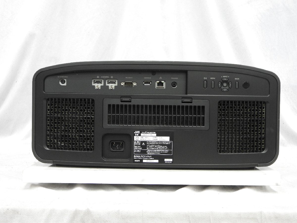 JVC DLA-V7-BJ D-ILA HDR Compatible Native 4K Projector [s1213580493]