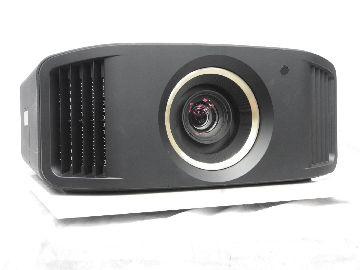 JVC DLA-V7-BJ D-ILA HDR Compatible Native 4K Projector [s1213580493]