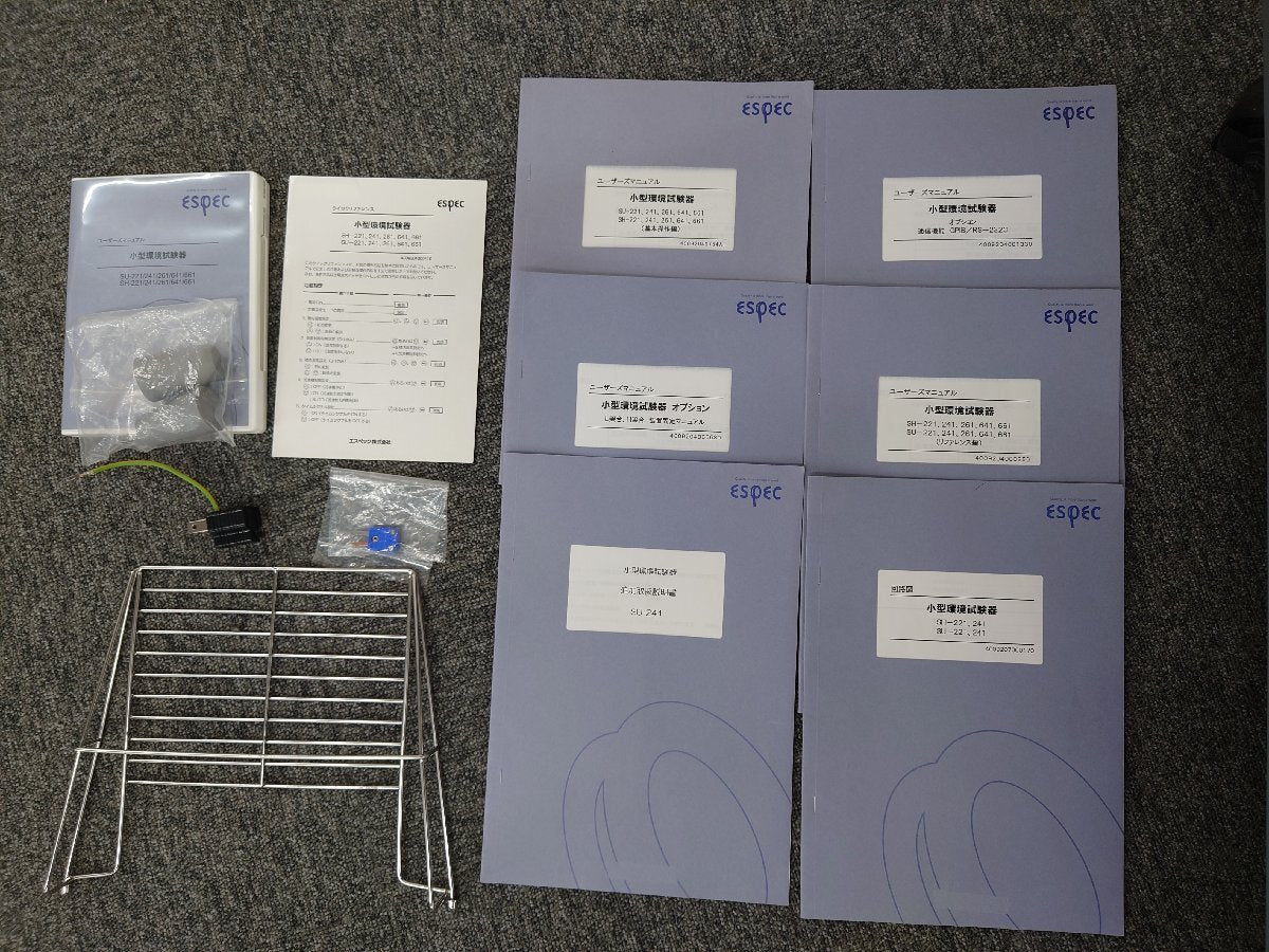 Espec SU-241 Small Environmental Test Chamber Bench-Top Type Temperature Chamber [h1214140532]