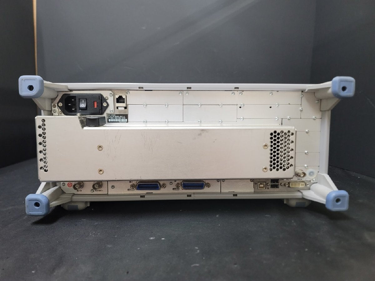NBC R&S CMW500 Wideband Radio Communication Tester [c1214327252]