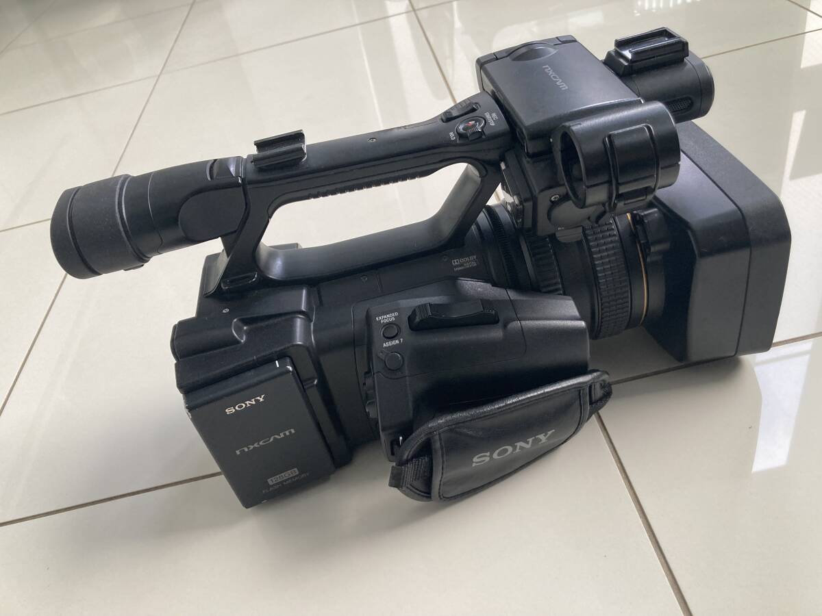 Sony NX5J Professional Video Camera Body with FMU128 and Battery [c1214525105]