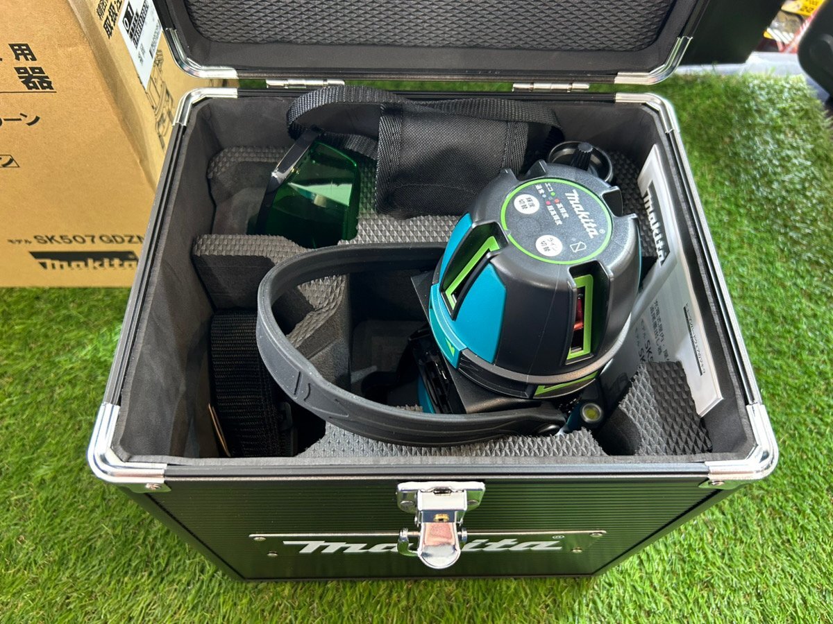 Makita SK507GDZN Rechargeable Indoor/Outdoor Tracking Marker [r1215217853]