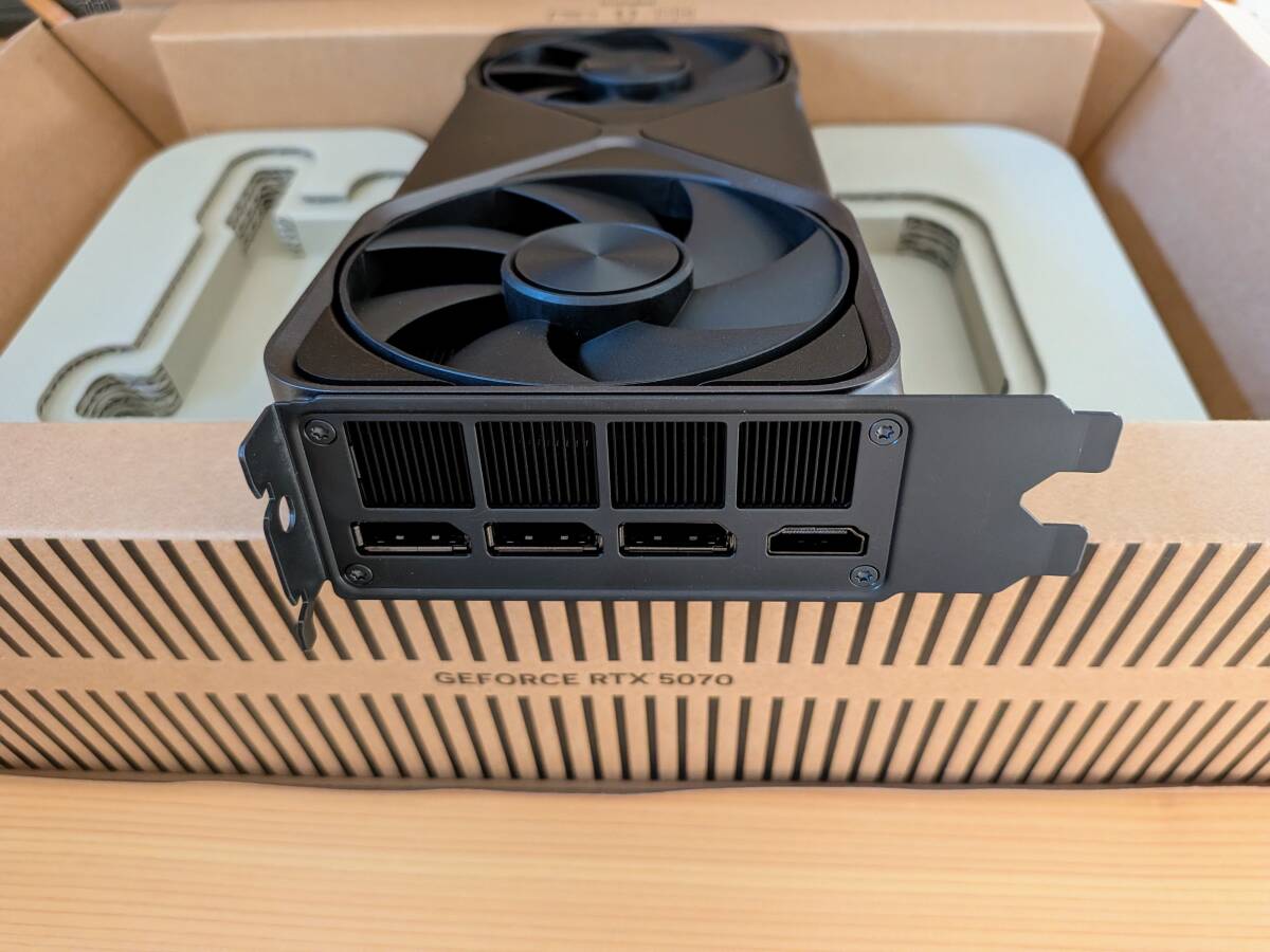 NVIDIA GeForce RTX 5070 Founders Edition 12G [l1215573541]