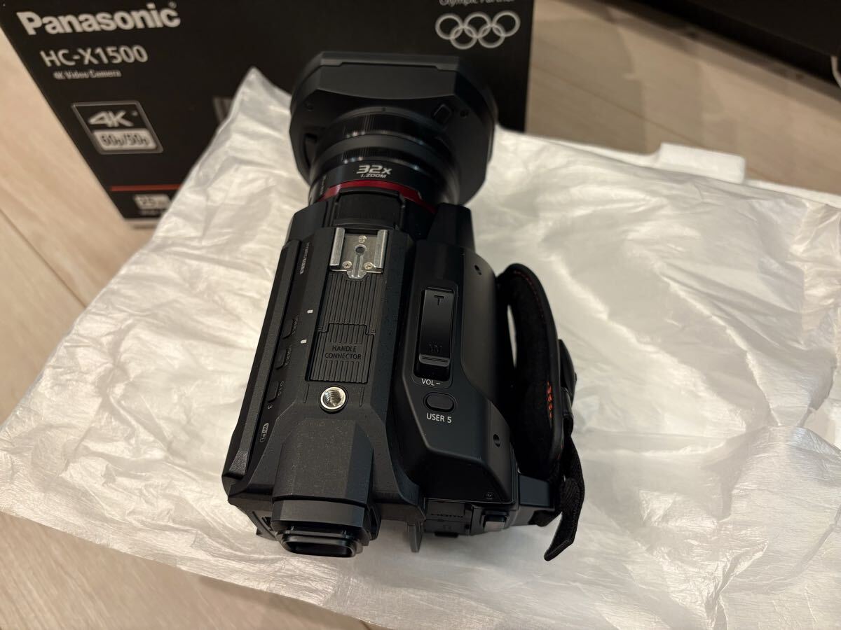 Panasonic HC-X1500 4K Professional Video Camera [x1215578975]