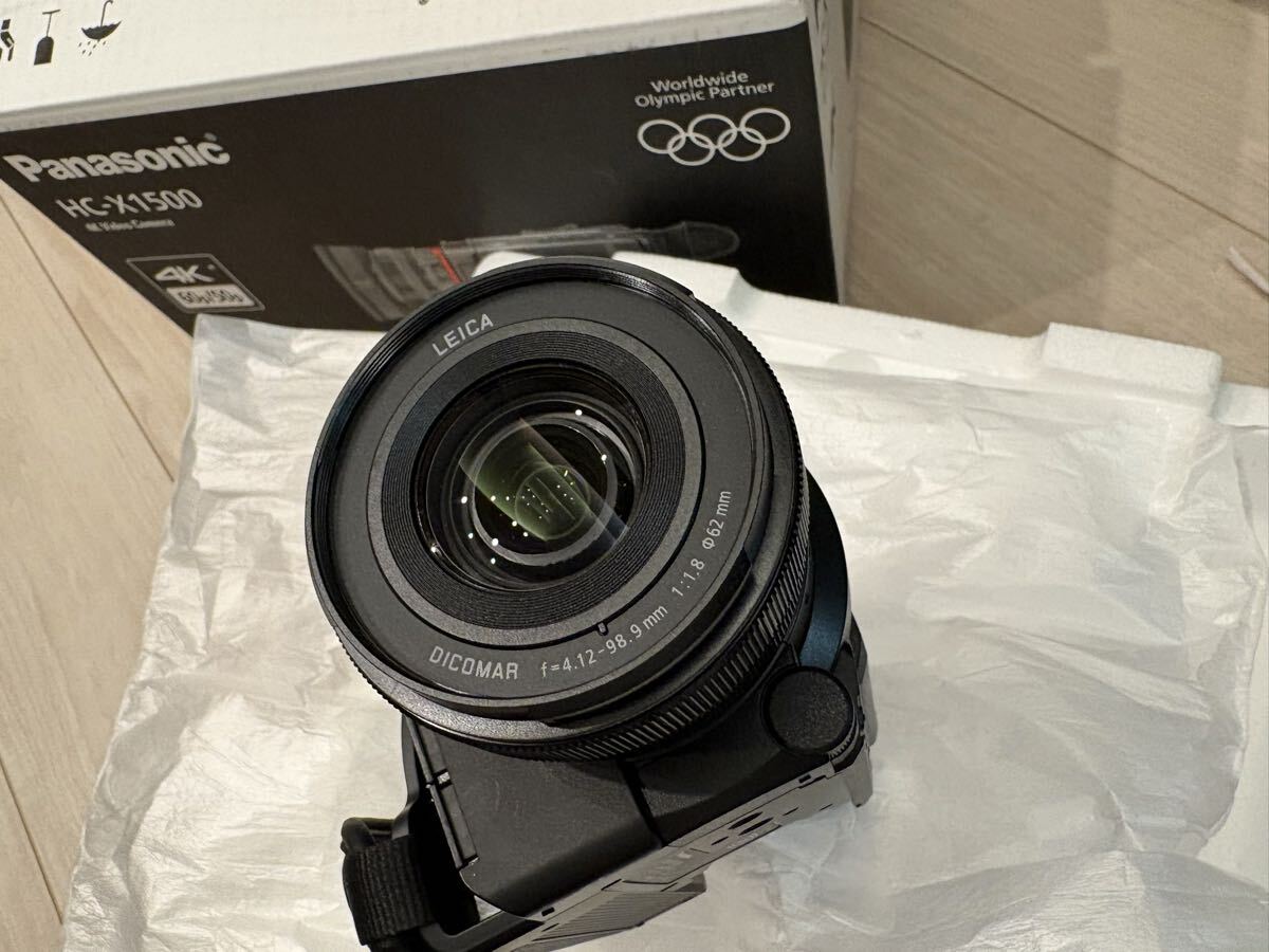 Panasonic HC-X1500 4K Professional Video Camera [x1215578975]