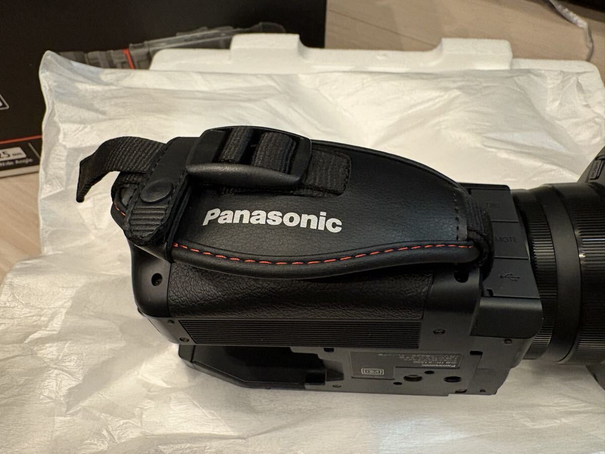Panasonic HC-X1500 4K Professional Video Camera [x1215578975]