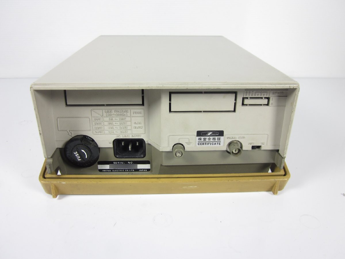 Iwasaki Tsushinki SC-7201 Universal Counter 1mHz to 200MHz [c1215896920]