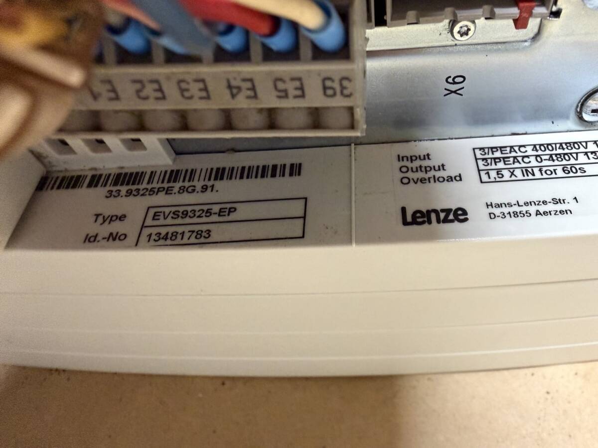 LENZE EVS9325-EP Servo Controller [r1215956516]