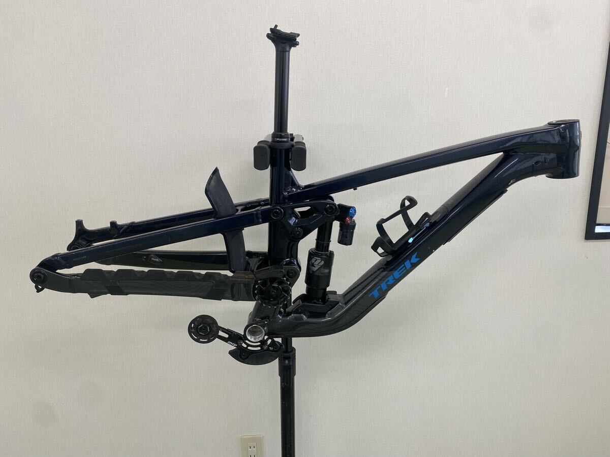 TREK SLASH 8 GEN 6 Frame ML Size [w1216157207]