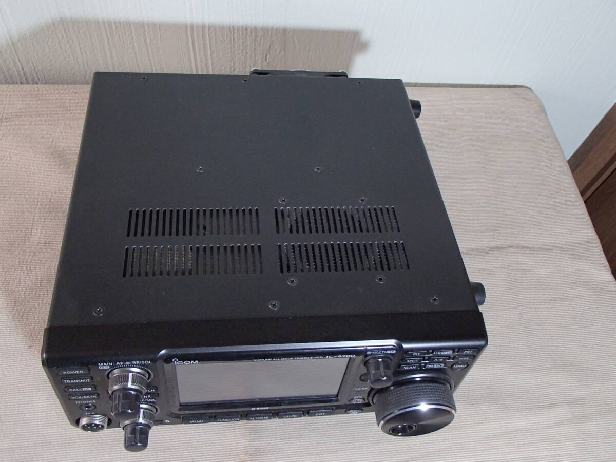 ICOM IC-9700 50W Transceiver [d1216321924]
