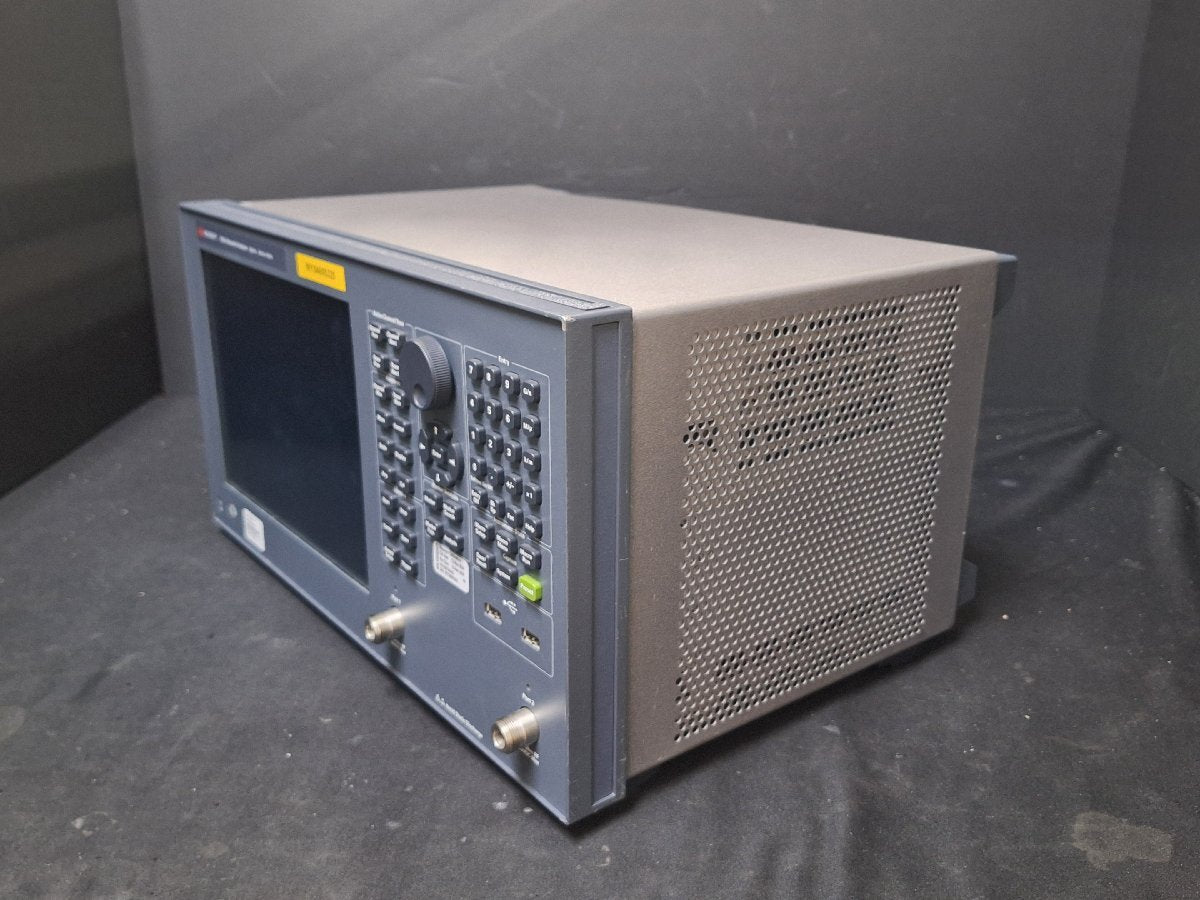 Keysight E5063A Network Analyzer 100kHz-18GHz 2-Port [j1217451759]