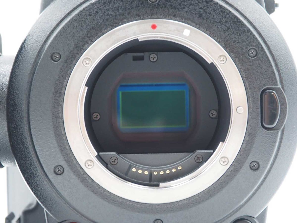 Canon EOS C100 Mark II Digital Cinema Camera Body 481 Hours [1217542589]