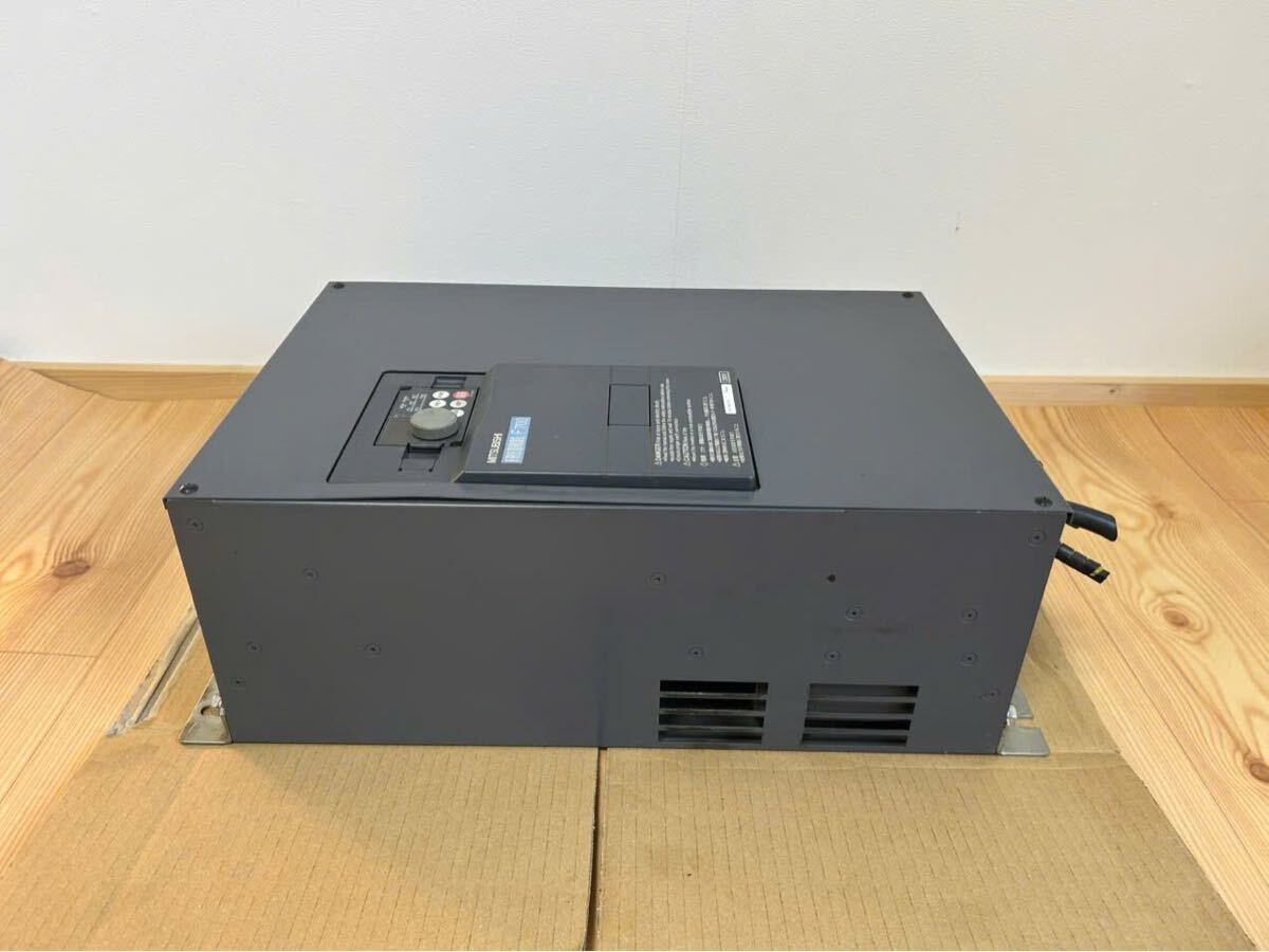 Mitsubishi Electric FR-F720-37K Inverter FREQROL F700 37kW 200V [m1218114971]