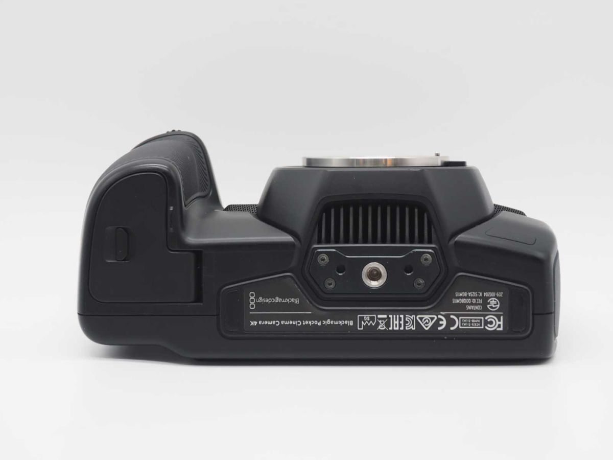 Blackmagic Design Pocket Cinema Camera 4K Camcorder [f1218290772]