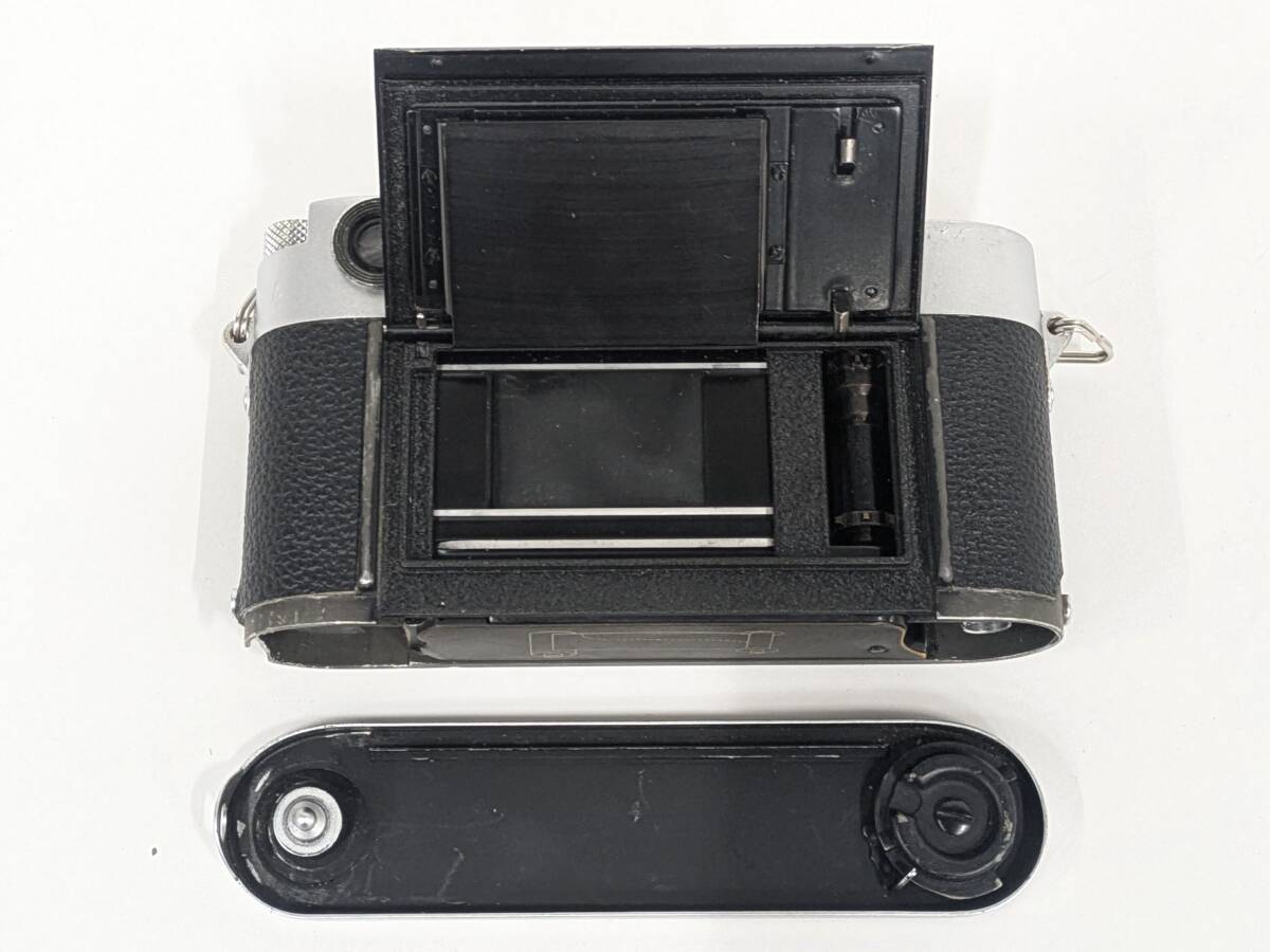 Leica M3 Silver Rangefinder Film Camera Body [d1219041772]
