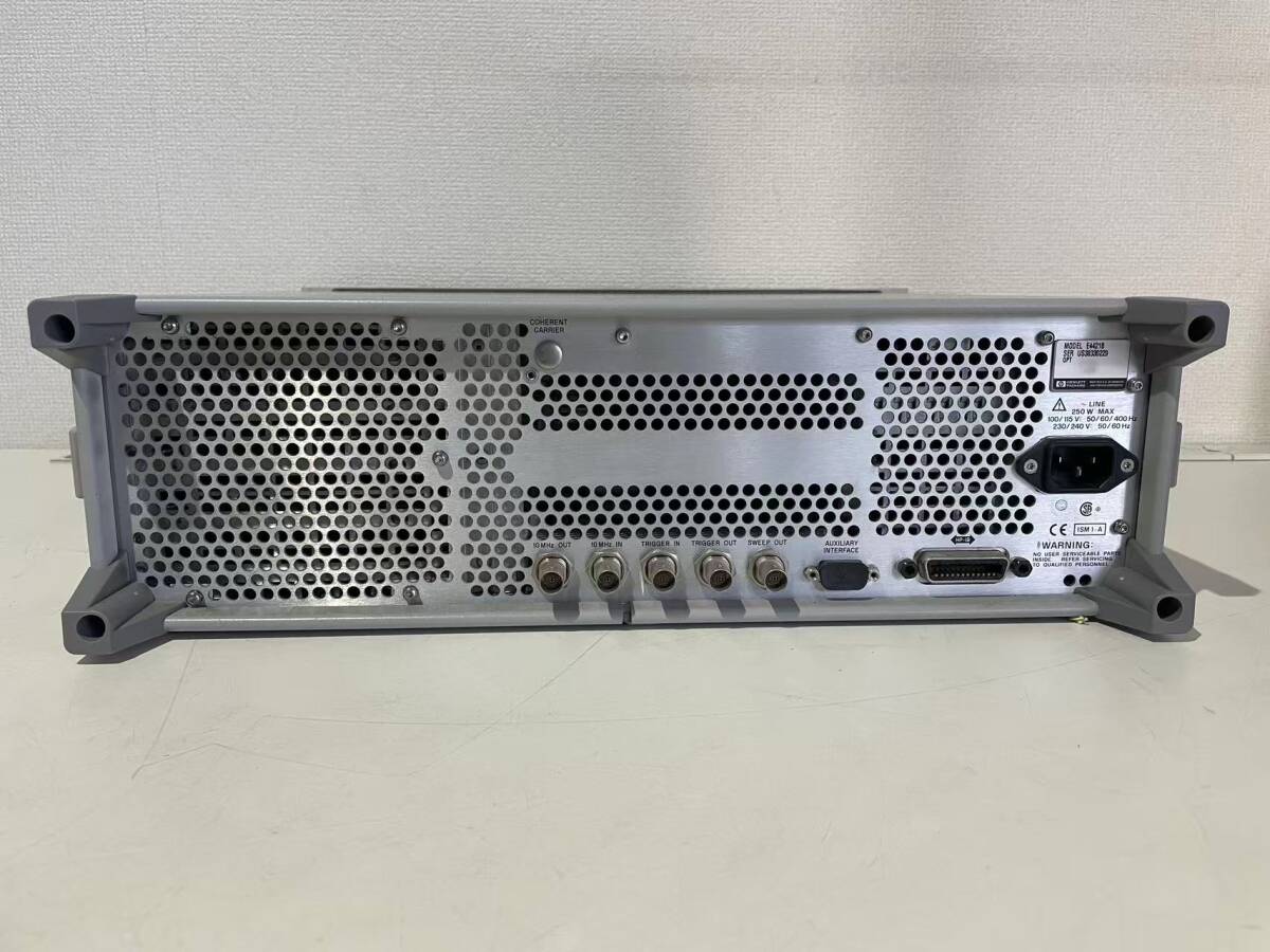 HP E4421B ESG Analog RF Signal Generator 250kHz-3GHz [l1219343126]
