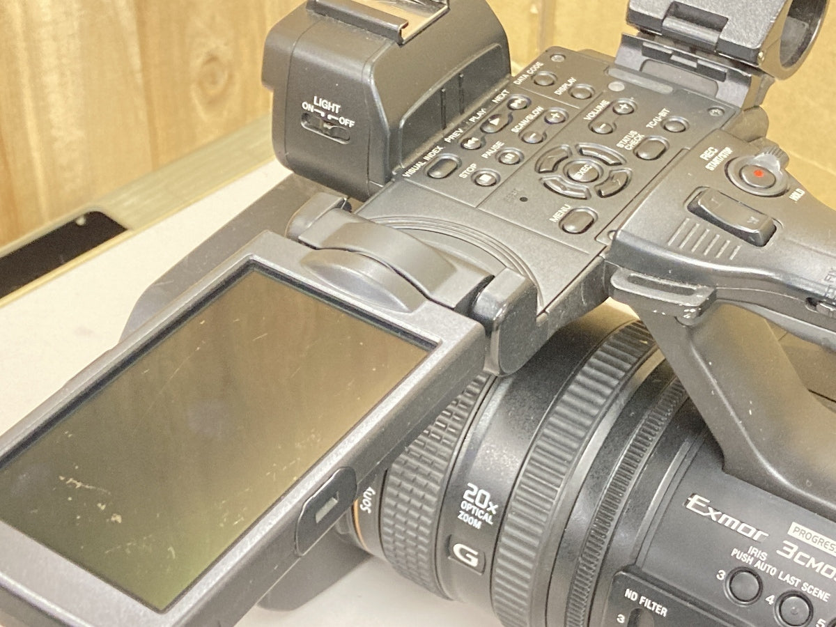 SONY HXR-NX3 Commercial Camcorder [1219424420]
