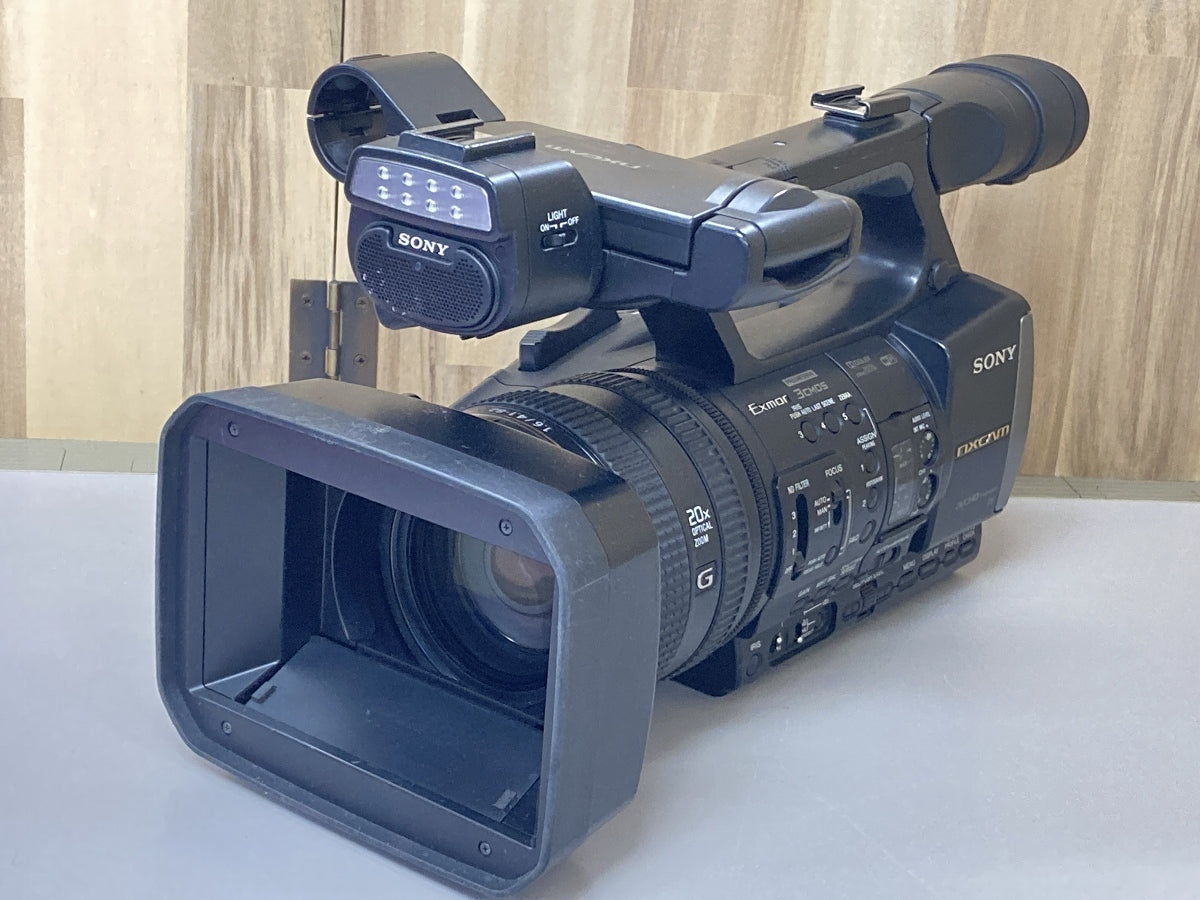 Sony HXR-NX3 Professional Camcorder [v1219428708]