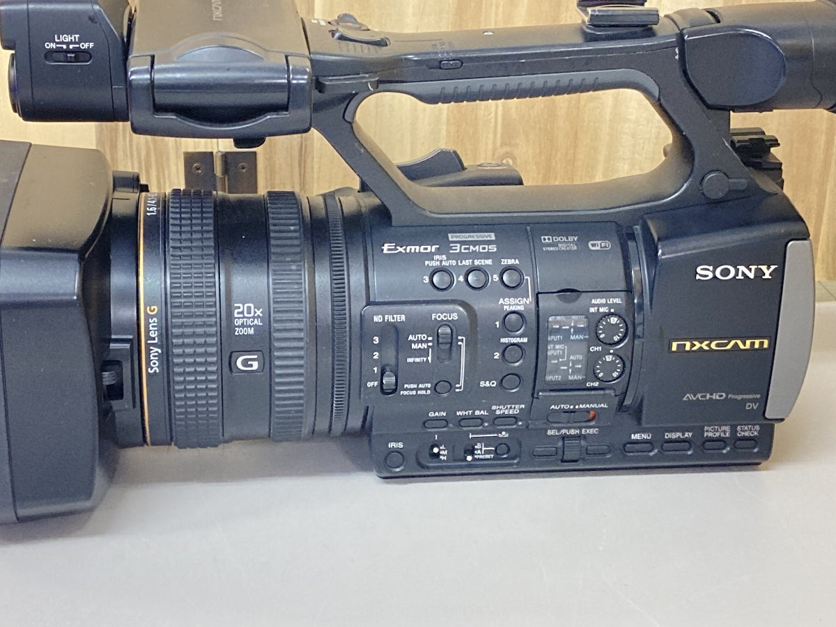 Sony HXR-NX3 Professional Camcorder [v1219428708]