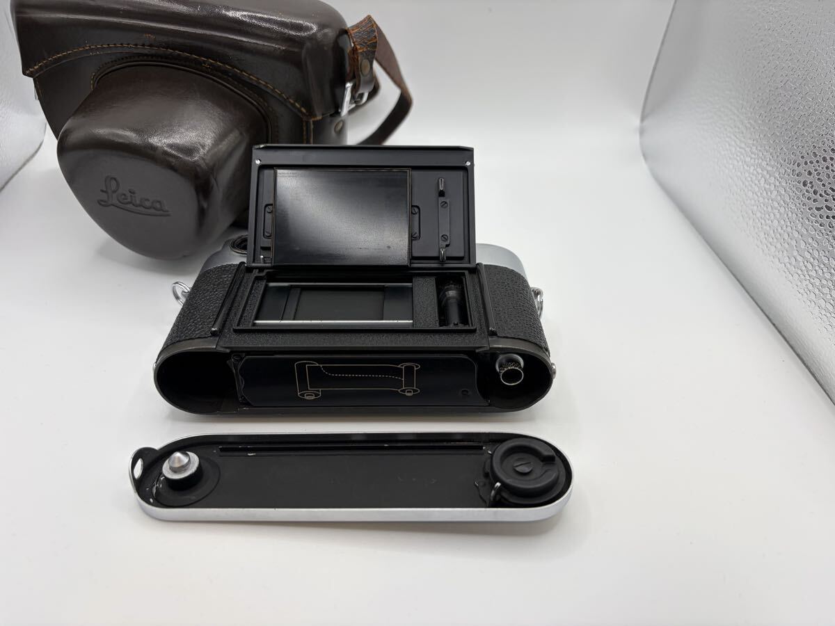 Leica M3 Rangefinder Camera Body Silver Chrome [s1219937614]