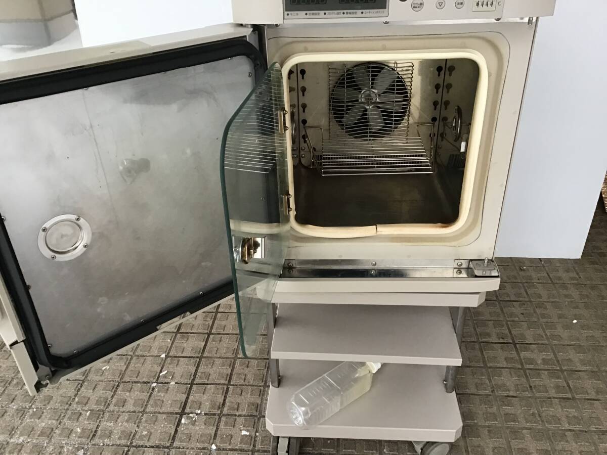 ESPEC SU-261 Small Environmental Test Chamber [v1219962491]
