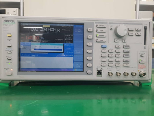 Anritsu MG3700A Vector Signal Generator 3GHz (for parts or not working) [d1220194311]
