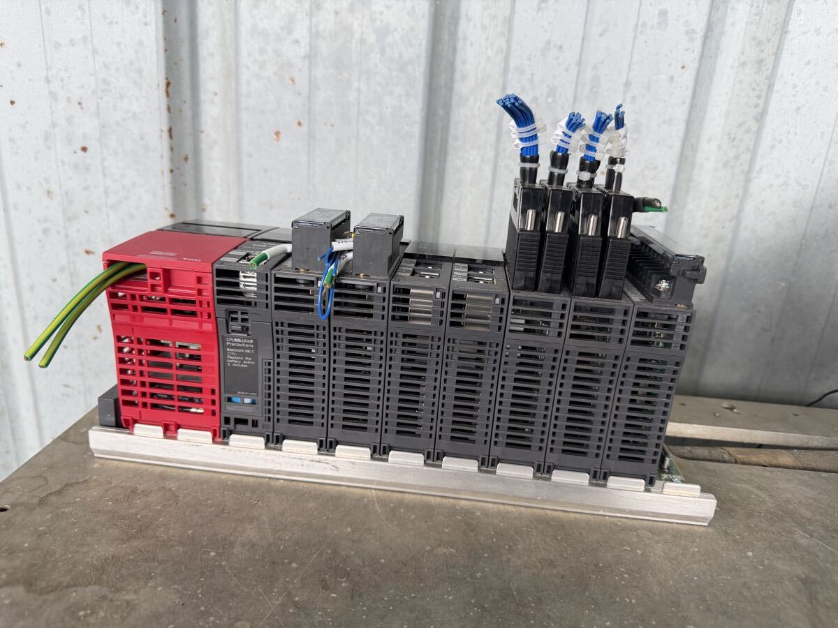 MITSUBISHI R64P Sequencer R08CPU PLC [p1220230895]