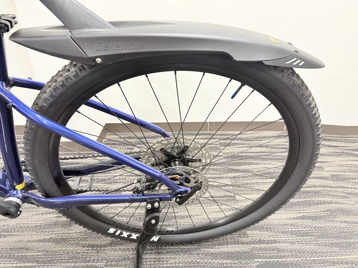 TREK XCALIBER8 Mountain Bike Hex Blue Front Wheel Punctured [b1220321091]