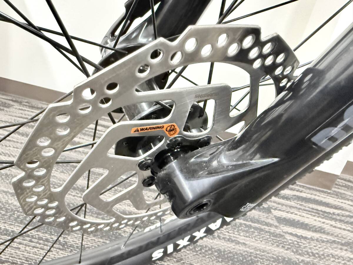TREK XCALIBER8 Mountain Bike Hex Blue Front Wheel Punctured [b1220321091]