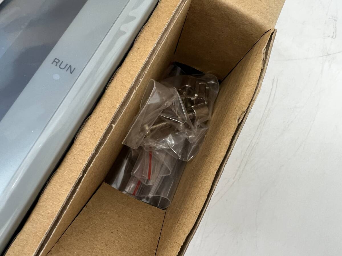 OMRON NS8-TV01-V2 Product [v1220330863]