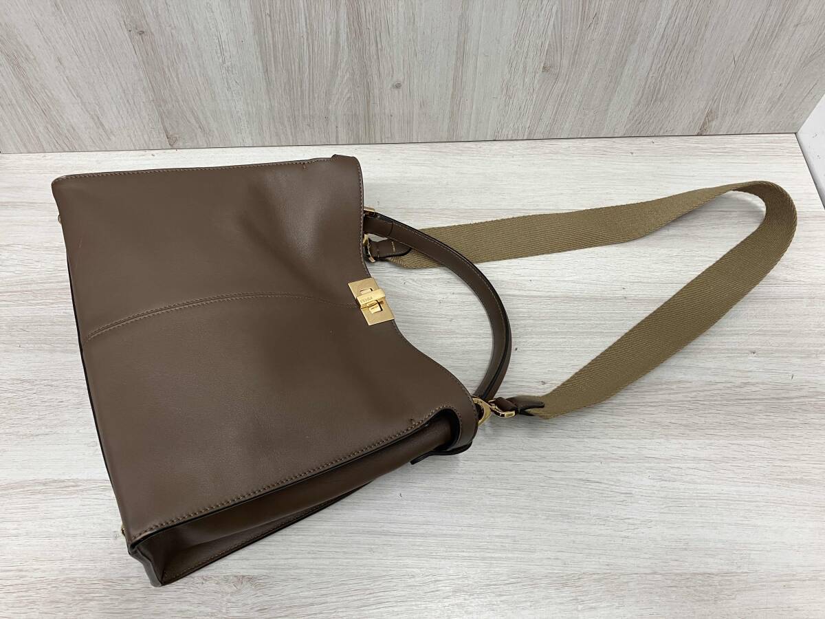Fendi Peekaboo X-Lite Medium Shoulder Bag Brown with Dust Bag and Certificate [h1220610476]