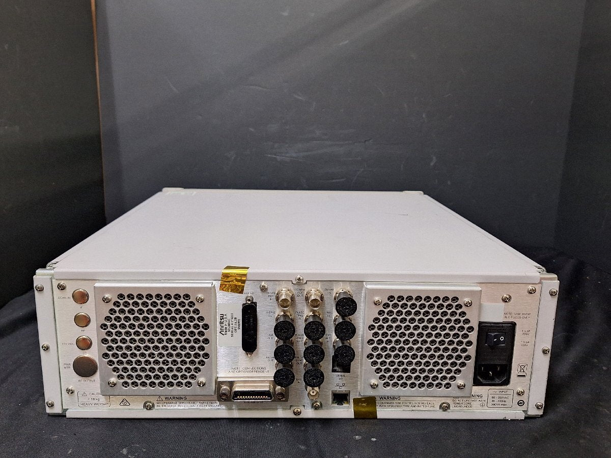 Anritsu MG3694C Signal Generator 2GHz-40GHz [v1220895609]