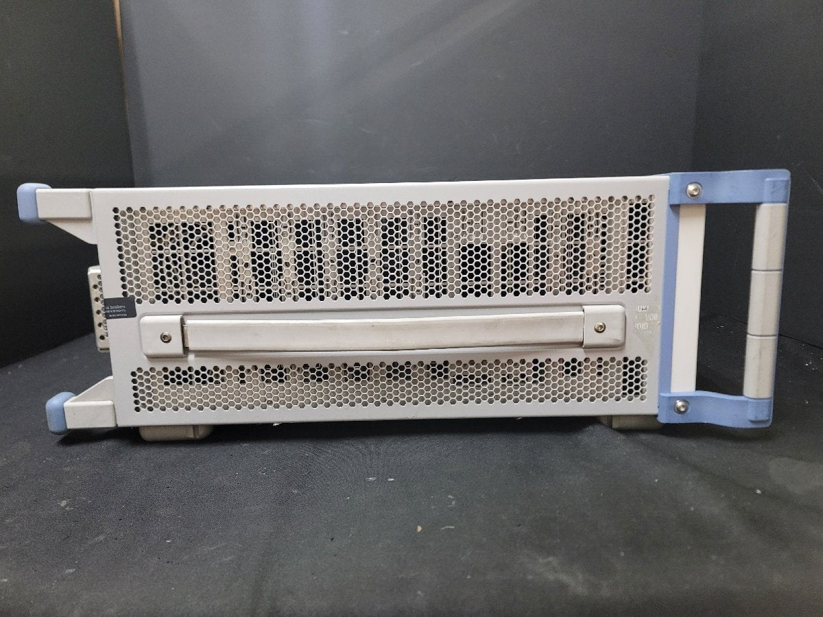 Rohde & Schwarz CMW500 Wideband Radio Communication Tester [v1221831818]