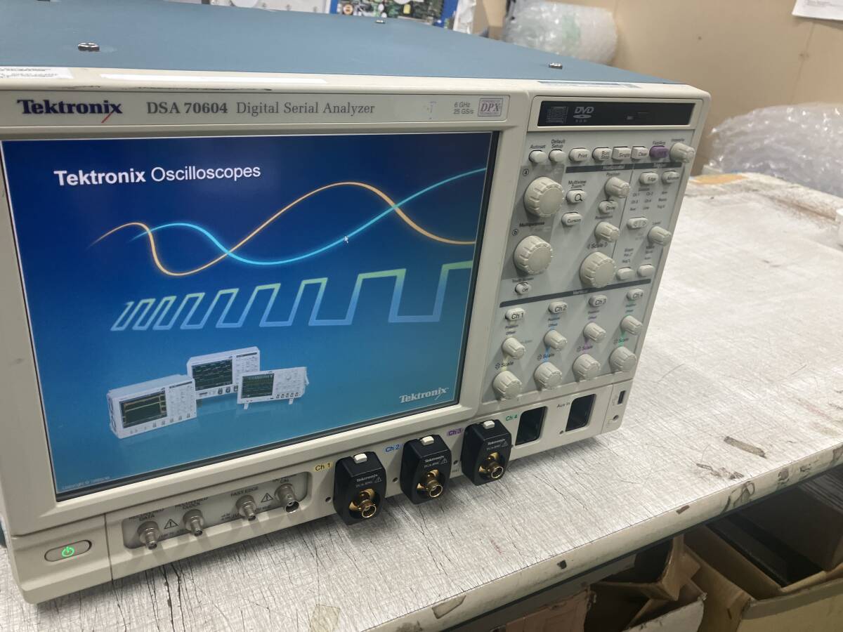 Tektronix DSA70604 Digital Serial Analyzer 6GHz 25GS/s [f1221946102]