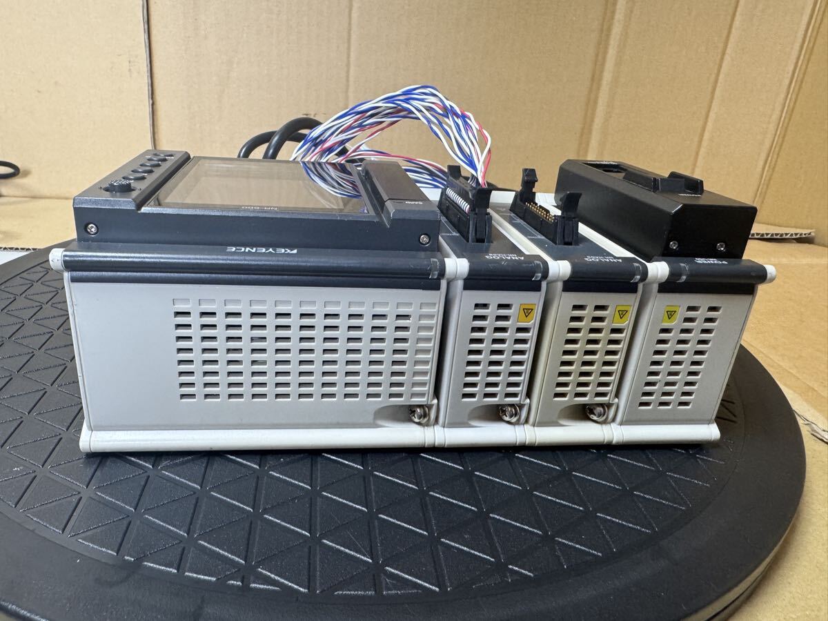 Keyence NR-600 Data Acquisition Unit with NR-U60 NR-HA08 (for parts) [b1222082272]