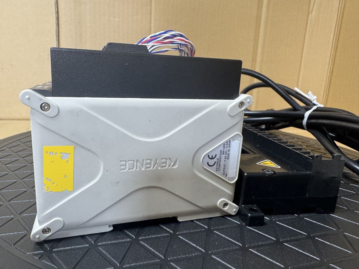 Keyence NR-600 Data Acquisition Unit with NR-U60 NR-HA08 (for parts) [b1222082272]