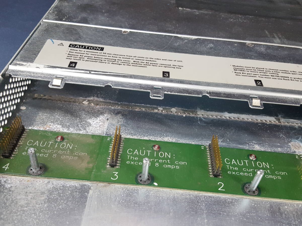 Agilent N6700B Low Profile MPS Modular Power System Mainframe 400W 4-Slot [j1222285608]