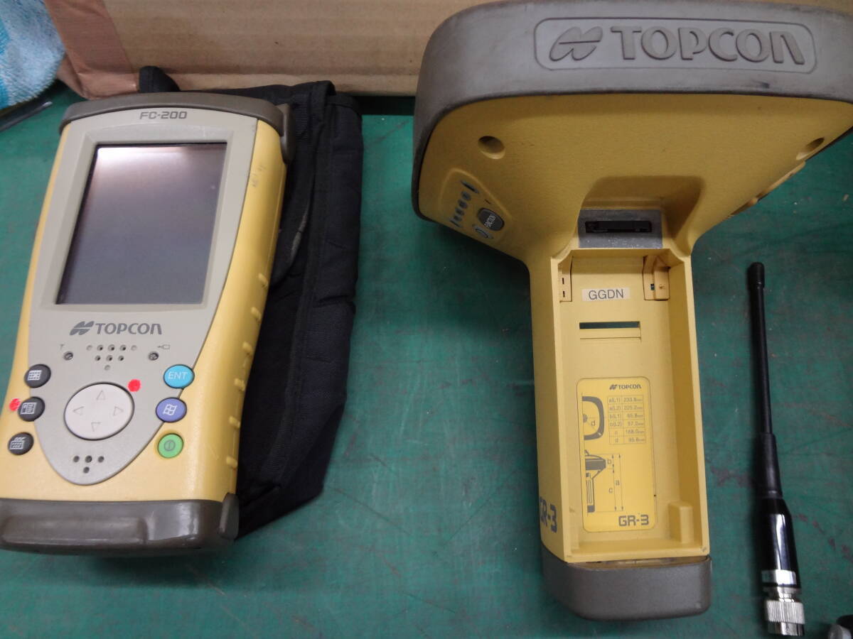 Topcon GR-3 GNSS Receiver with FC-200 Data Collector Surveying Equipment 4 pcs [v1222545116]