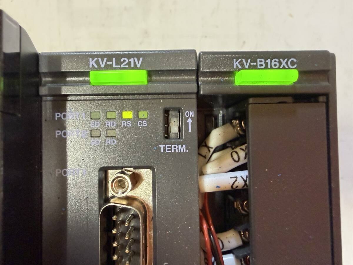 Keyence KV-7500 Power Supply Unit with CA-U4/KV-SIR32XT 4/KV-B16XC2 Programmable Logic Controller [k1222688176]